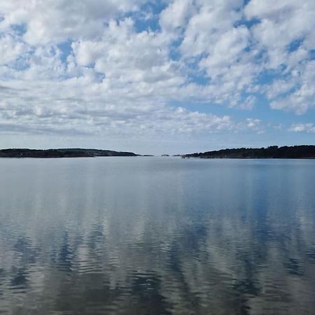 Foertjusande Gaesthus Med Parkering Fjällbacka Extérieur photo