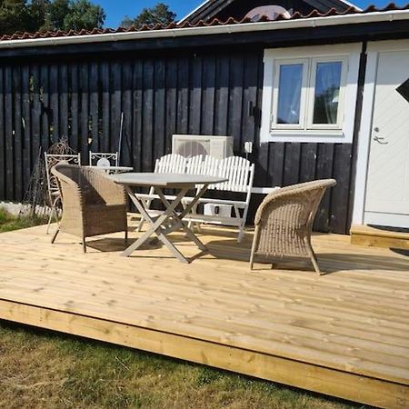 Foertjusande Gaesthus Med Parkering Fjällbacka Extérieur photo