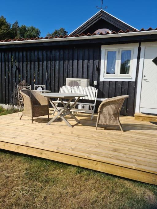 Foertjusande Gaesthus Med Parkering Fjällbacka Extérieur photo